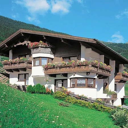 Nadine-6 By Interhome