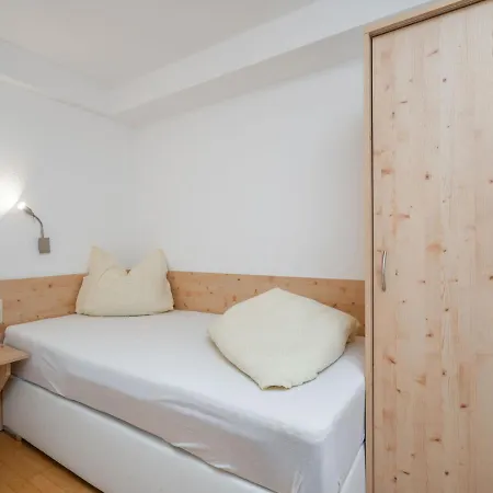 Nadine-6 By Interhome Apartamento